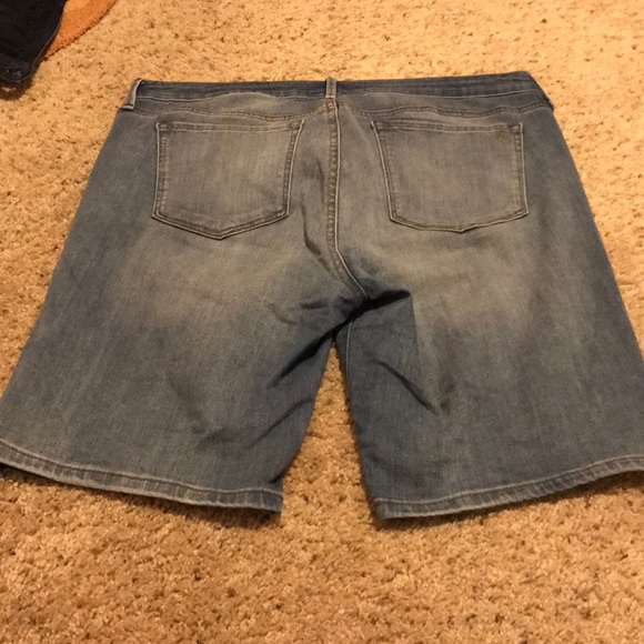 ❌SOLD❌Jessica Simpson Bermuda shorts - Picture 4 of 4
